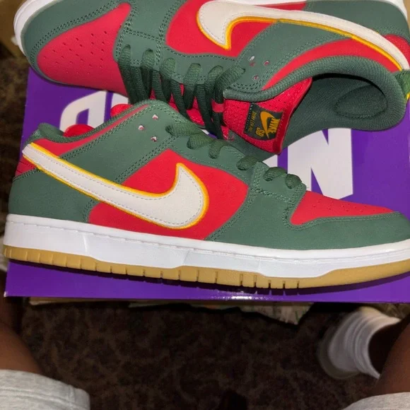 Nike Dunk Low Green and Red Sneakers sonic lo sb - Picture 1 of 4